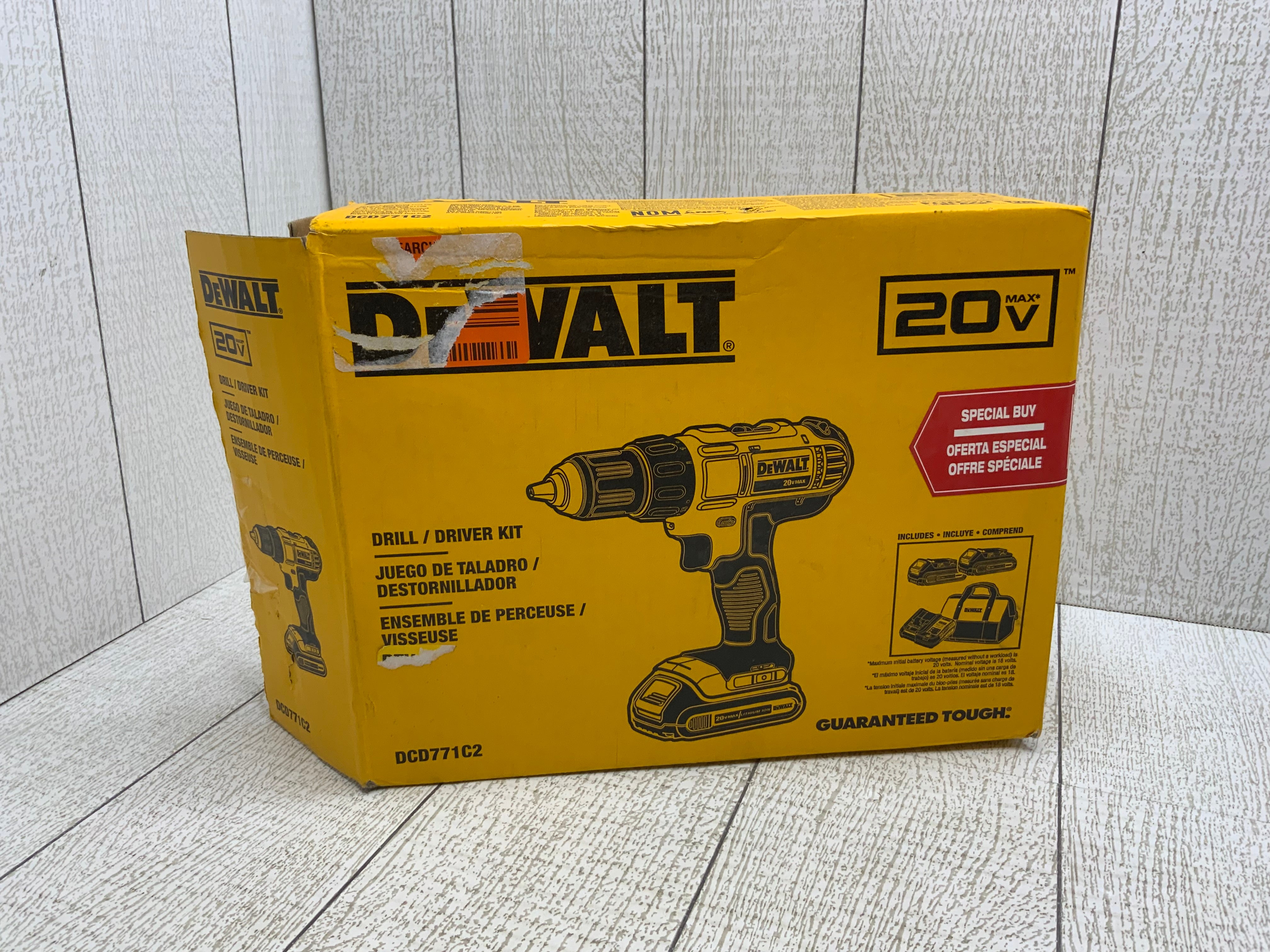 DEWALT 20V Max Cordless Drill / Driver Kit, Compact, 1/2-Inch (DCD771C2) (8051867975918)